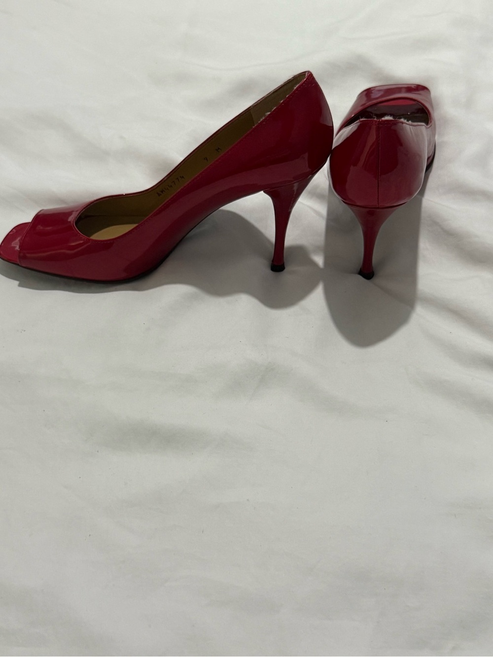 Stuart Weitzman - Red Patent Peep-Toe Mid-Heels - Picture 7 of 9